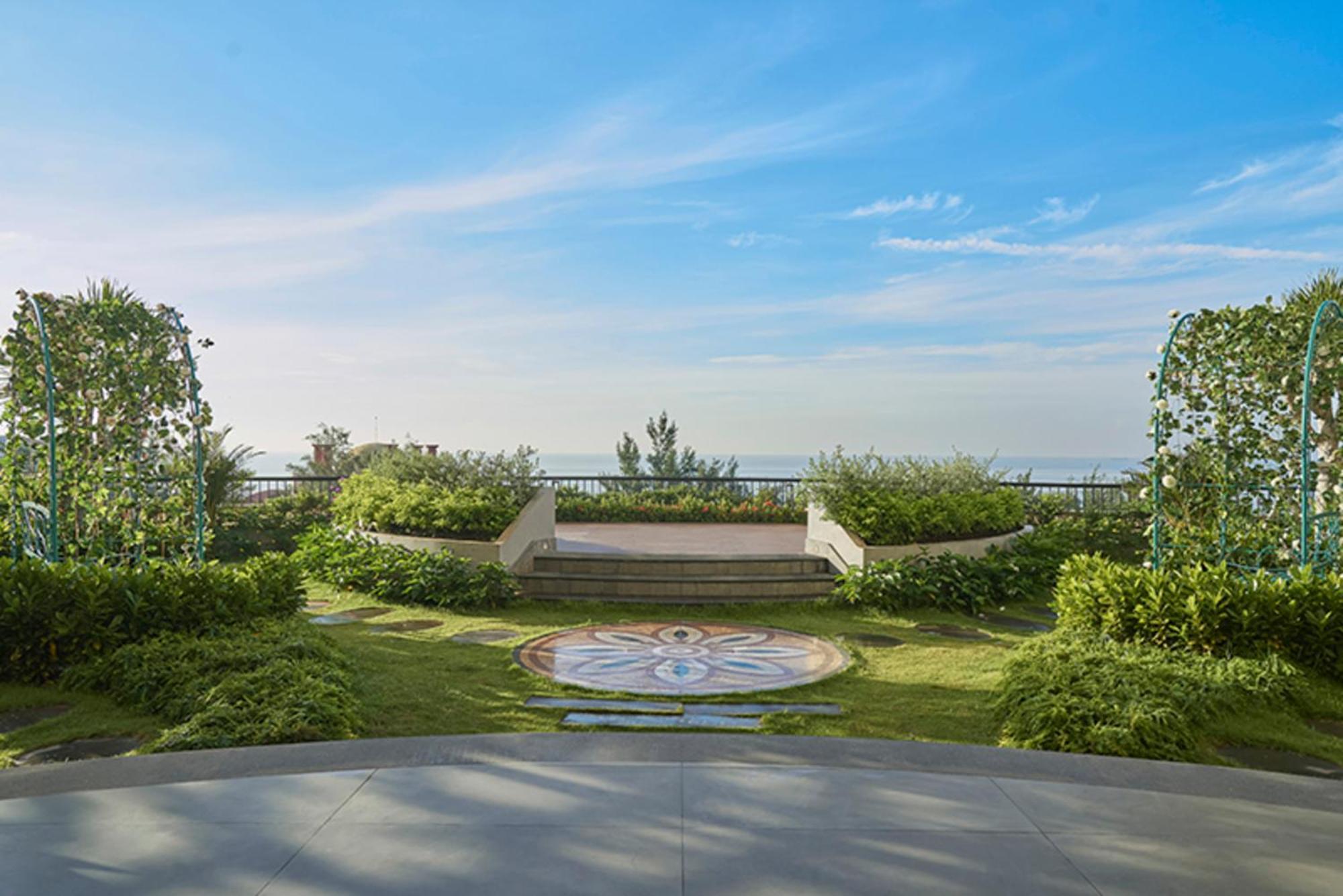 Vias Hotel Vung Tau - Transportation Included Exterior foto The garden